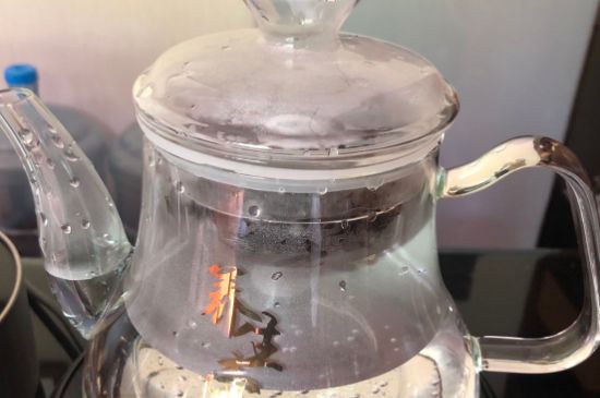 蒸茶和煮茶的區(qū)別，蒸茶和煮茶哪個好