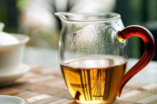 福鼎白茶能長時間悶泡嗎，老白茶可以悶著喝嗎？