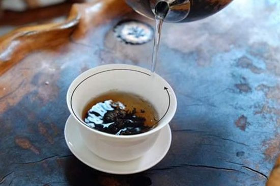喝茶茶桌上的禮儀有哪些，泡茶待客十大禮儀不可不做！
