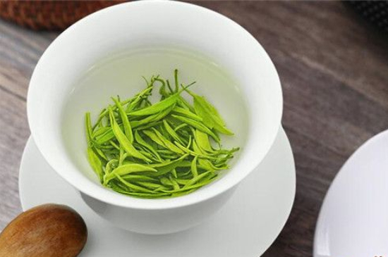 綠茶碧螺春怎么泡簡(jiǎn)易步驟，沖泡碧螺春的十二步驟口訣
