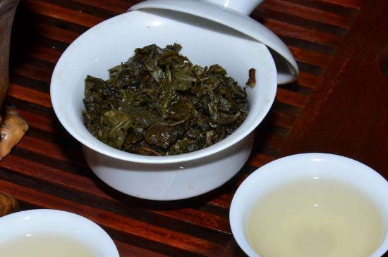 烏龍茶沖泡時(shí)間是多久，怎樣泡烏龍茶