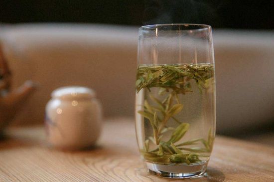 冷泡茶用什么茶葉最好，什么樣的茶適合冷泡？