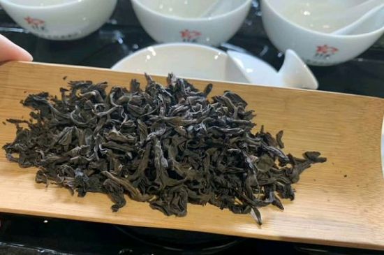 200一斤的茶葉算不算好，兩百一斤買的是中低檔茶