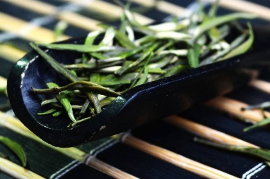 老茶和新茶哪個好，老茶好喝還是新茶好喝
