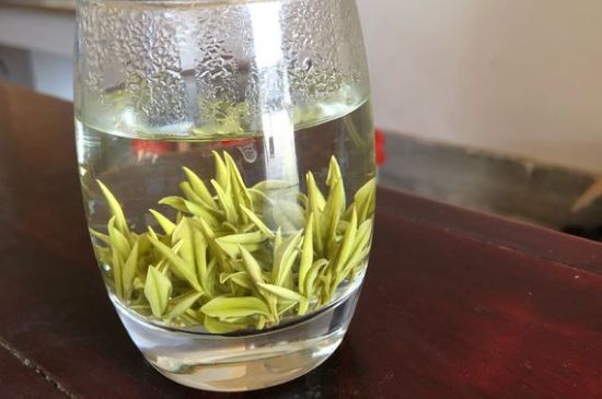 安吉白茶夏天怎么保存，安吉白茶能冷凍儲(chǔ)存嗎？