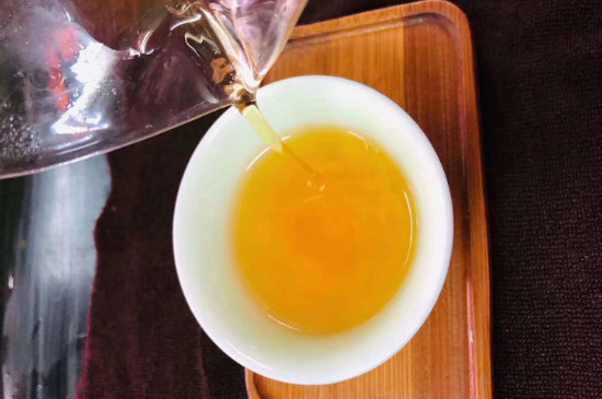 茶葉過期5年了但沒開封，茶葉放久了能喝嗎