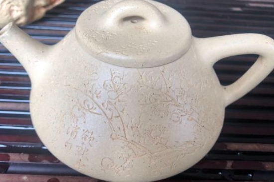 新買的紫砂壺為什么會裂，真的紫砂壺是不是很容易開裂？