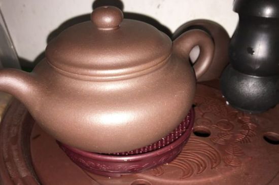 生普洱茶用什么泥料的紫砂壺，最合適生普的紫砂泥料