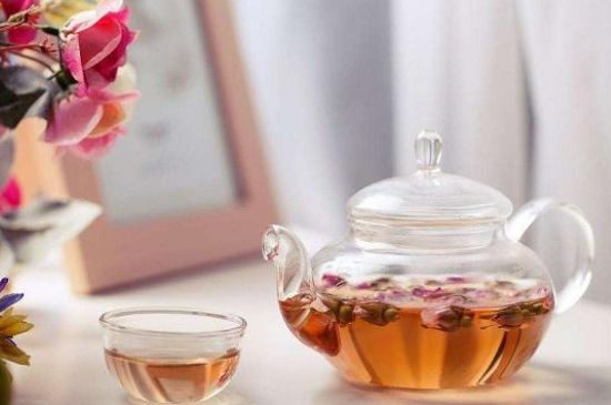 玫瑰花泡茶祛斑要多久見效，喝玫瑰花茶多久能祛斑？