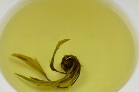 茉莉龍珠茶男人能喝嗎，男性夏季可以喝龍珠茶嗎