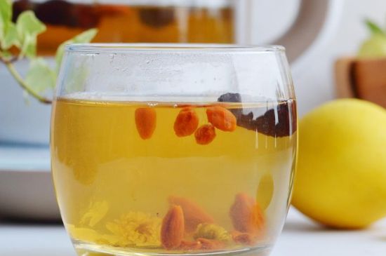菊花茶的最佳搭配有哪幾樣，菊花茶和什么搭配喝效果好？