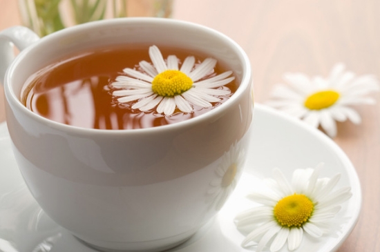 經(jīng)常菊花泡水好嗎，喝菊花茶有什么好處？