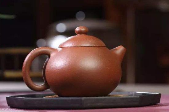本山綠泥壺適合沖泡什么茶，紫砂壺本山綠最適合什么茶？