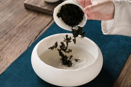 茶洗與茶盂區(qū)別圖片，怎樣使用茶盂和茶洗