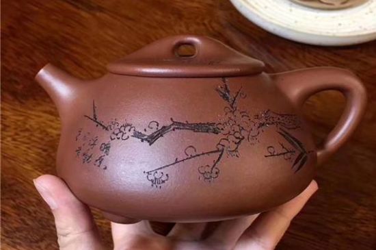 朱泥紫砂壺如何開(kāi)壺，朱泥壺日常泡茶養(yǎng)護(hù)
