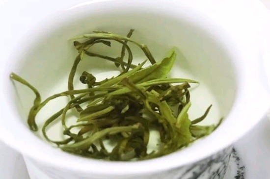 茉莉香珠跟龍珠有什么區(qū)別嗎，茉莉龍珠和茉莉香珠那個好？