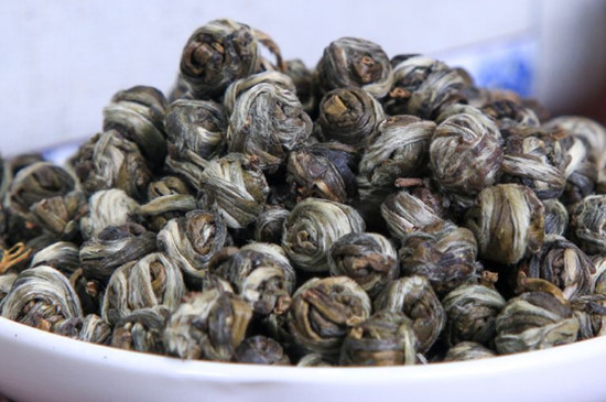 茉莉龍珠一次泡幾顆，茉莉龍珠一一杯放幾顆