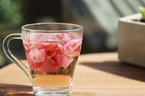 玫瑰花茶和什么搭配好，玫瑰花茶的搭配大全！
