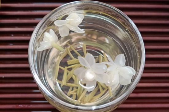 茉莉泡水禁忌，喝茉莉茶葉有什么禁忌