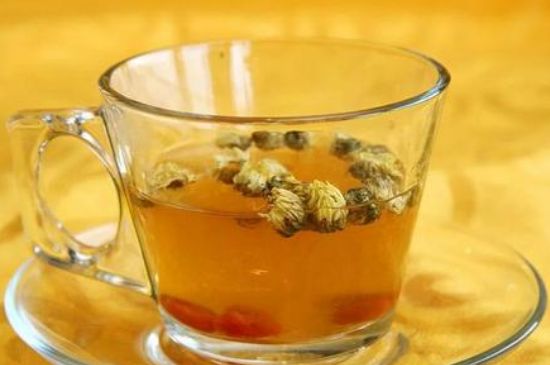 菊花茶的最佳搭配有哪幾樣，菊花茶和什么搭配喝效果好？