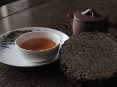 安化黑茶的功效，安化黑茶可以調(diào)理腸胃嗎？