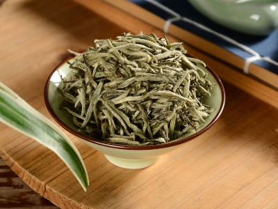 白茶煮好還是泡好喝，老白茶是泡還是煮？