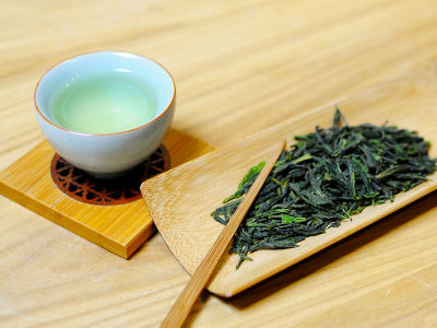紅茶和綠茶的區(qū)別，常喝紅茶好還是綠茶好？
