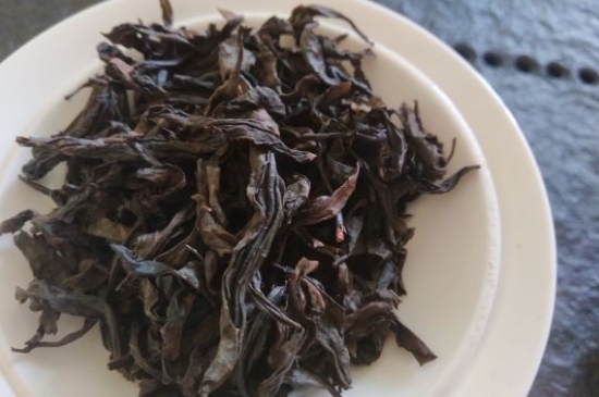 為什么喝巖茶會上火，巖茶喝多上火怎么辦？