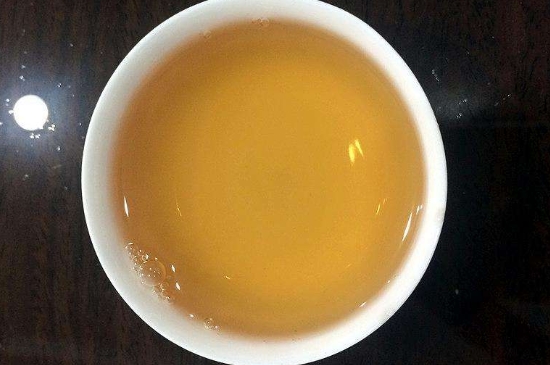 白茶三年為藥七年為寶的原理，為什么說(shuō)一年茶三年藥七年寶？