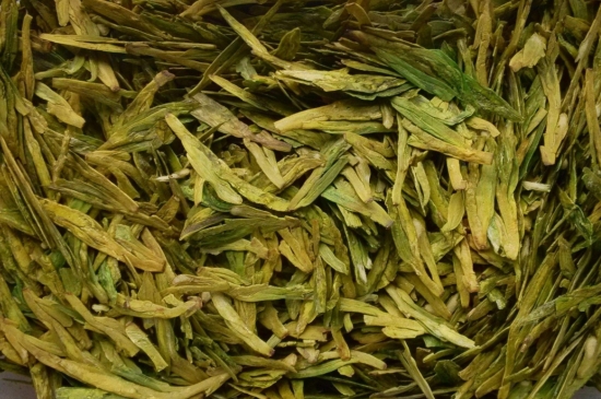 西湖龍井茶毫和發(fā)霉區(qū)別圖片，長霉的龍井茶葉會是什么樣？