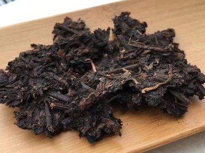 黑茶的功效與作用，長期喝黑茶有什么功效？
