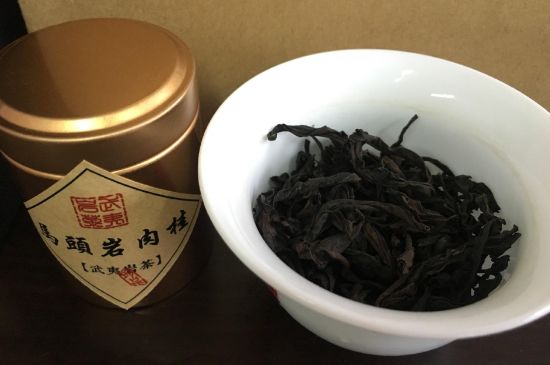 拼配的馬頭巖肉桂，還配叫馬肉嗎？請叫它“馬頭巖大紅袍”
