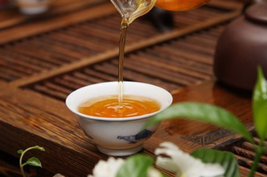 什么茶葉喝起來超級香，什么茶泡出來滿屋濃香?