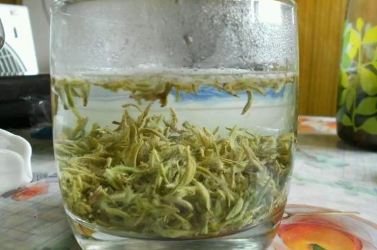 碧螺春為什么泡水渾濁，碧螺春茶葉泡水感覺很臟是混濁的