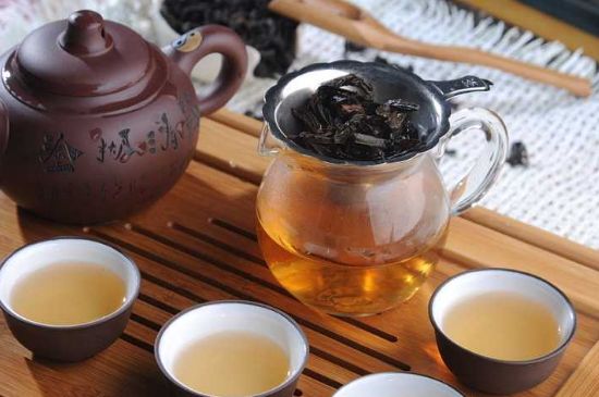 母樹大紅袍給誰喝了，為什么母樹大紅袍叫三棵六株？