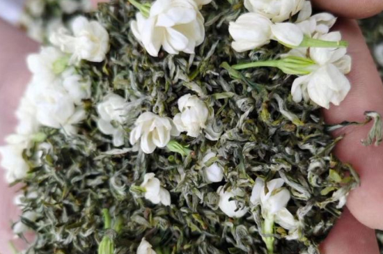 什么茶葉喝起來超級香，什么茶泡出來滿屋濃香?