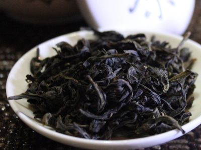 大紅袍好還是白茶好，福鼎白茶和大紅袍哪個(gè)貴？